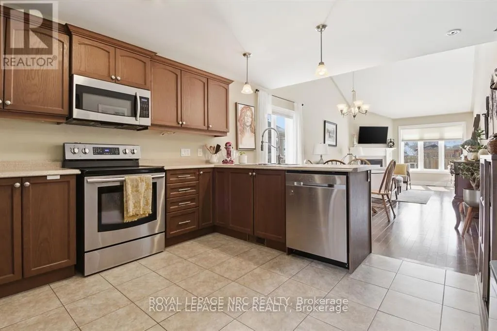 3945 VILLAGE CREEK DRIVE