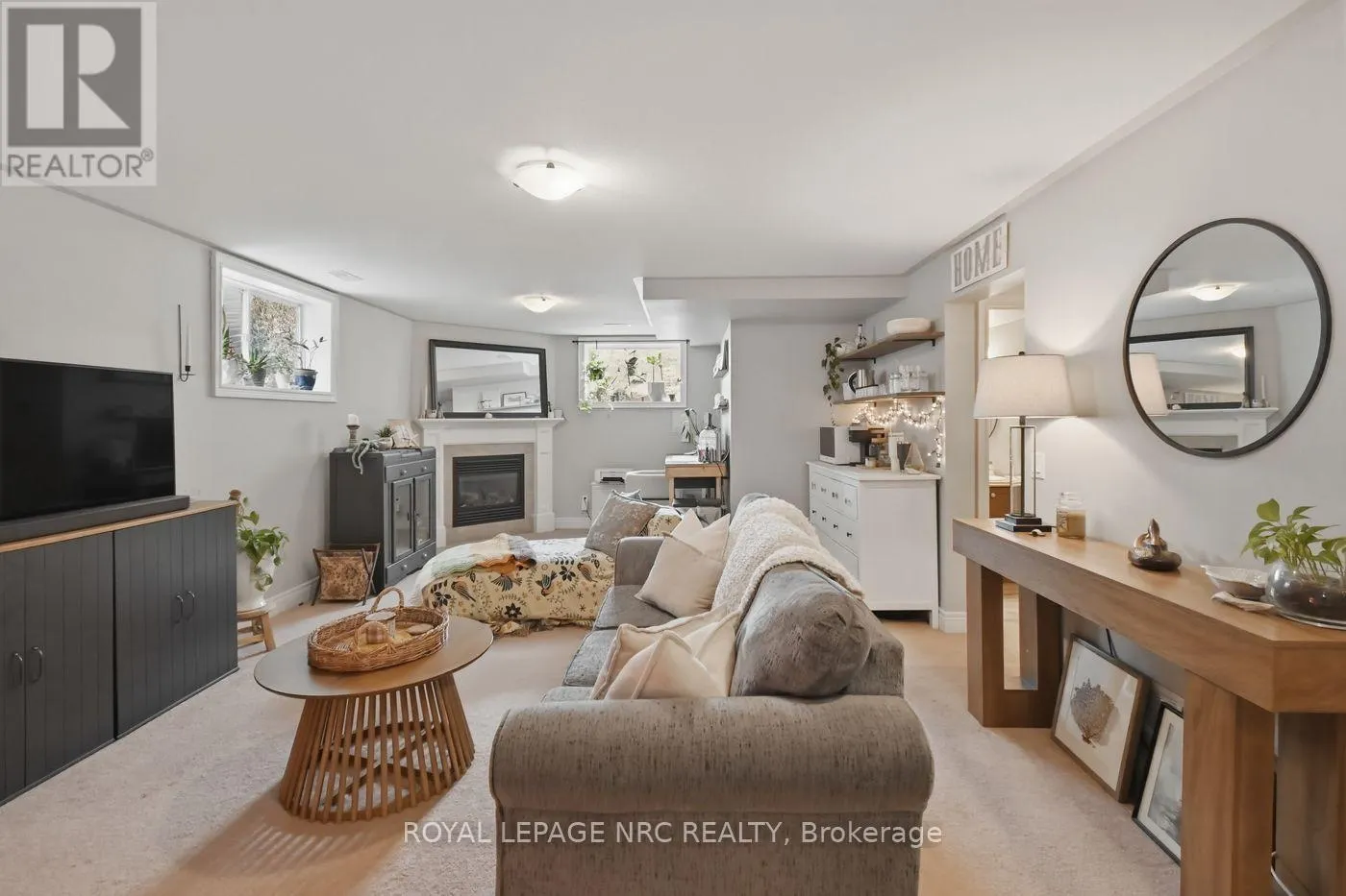 3945 VILLAGE CREEK DRIVE