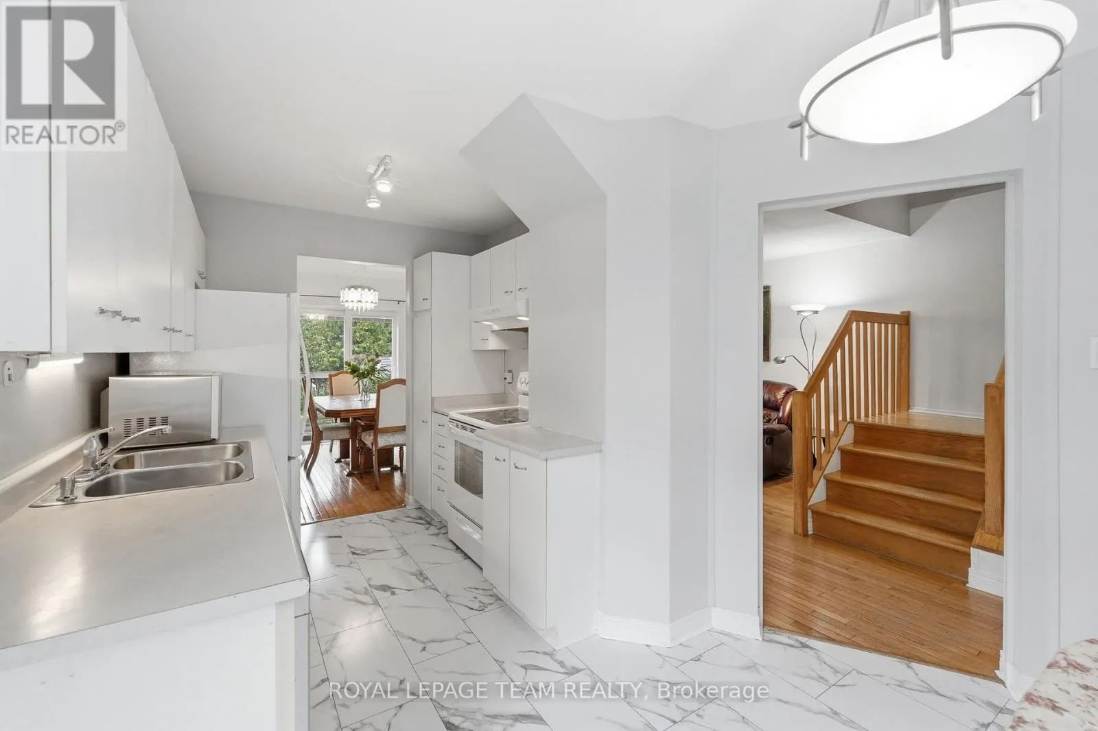 66 ARMADALE CRESCENT