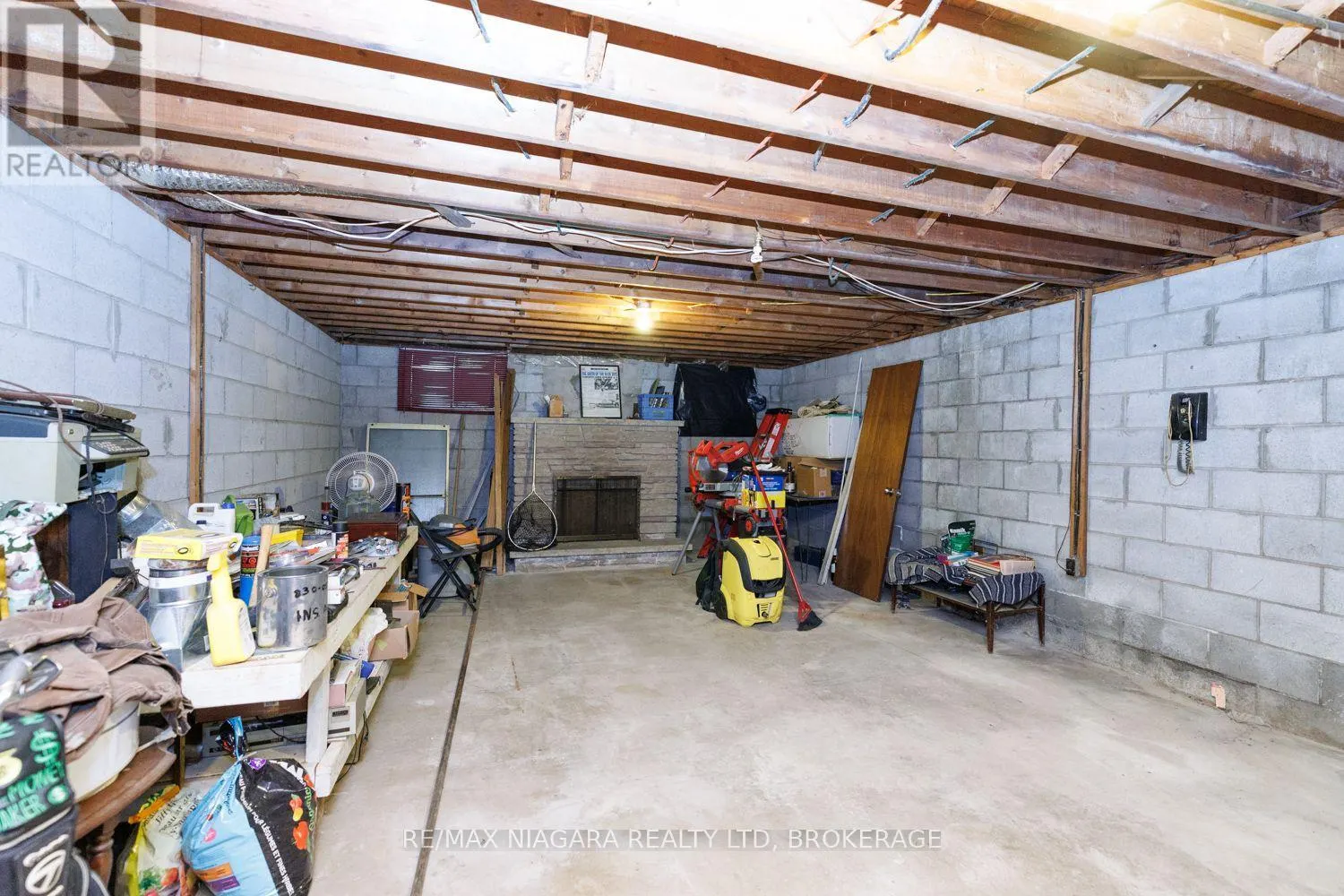567 LYONS CREEK ROAD