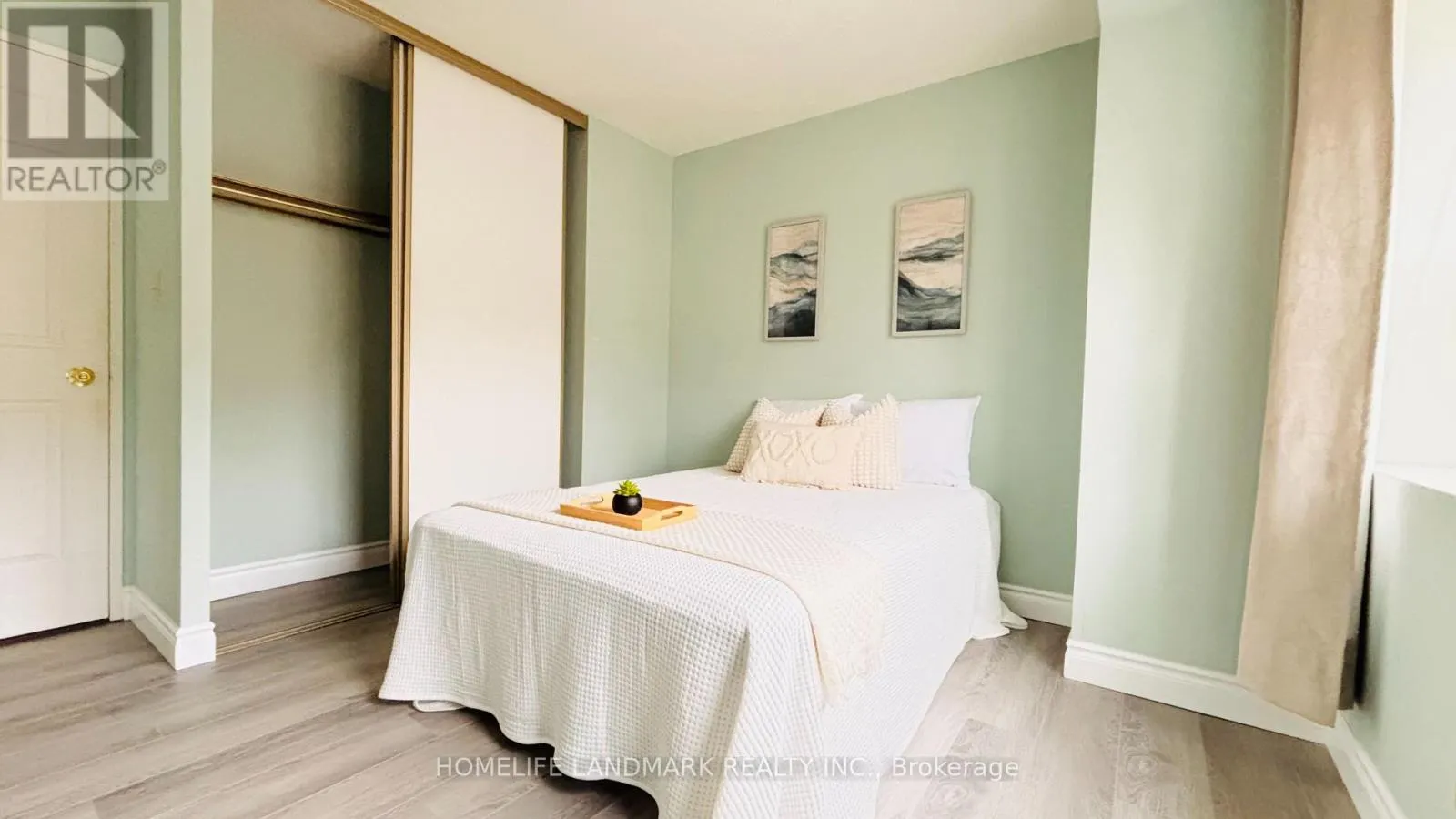 207 - 300 KEATS WAY