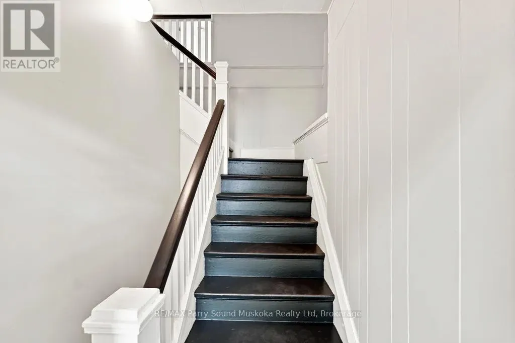 18 WILLIAM STREET