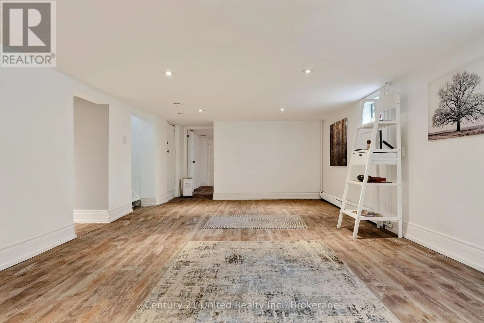 108 JAMES STREET E