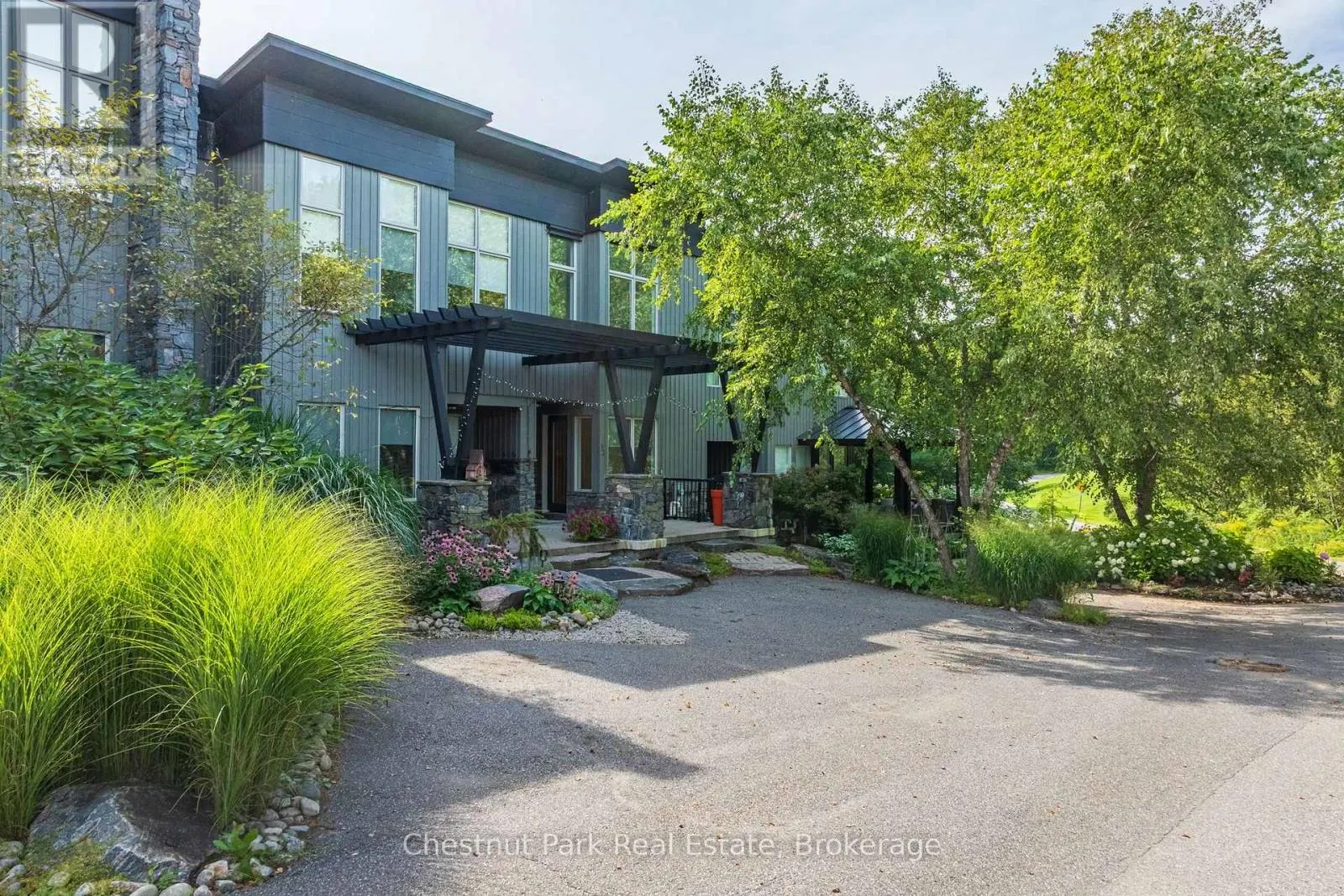 62 CARRICK TRAIL