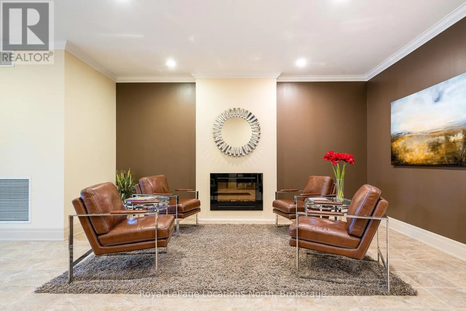 201 - 25 BEAVER STREET S #201