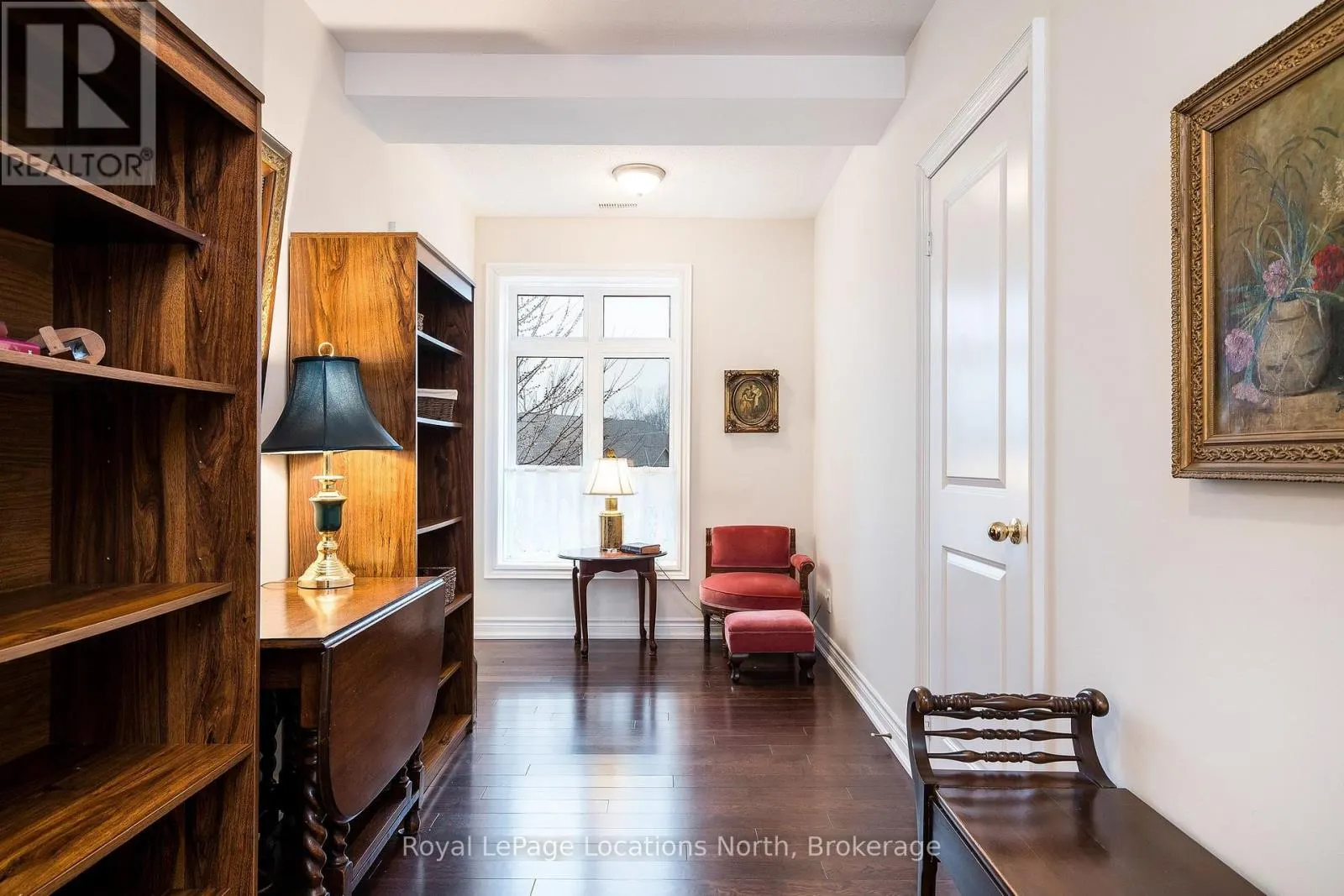201 - 25 BEAVER STREET S #201