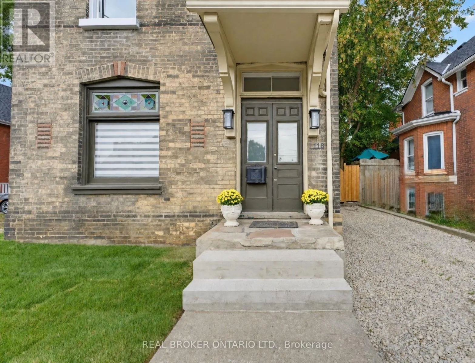 118 CLARENCE STREET