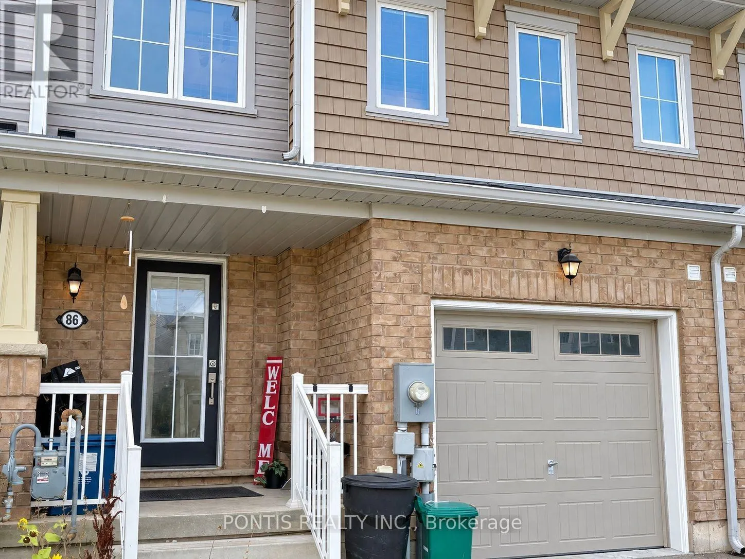 86 MUNRO CIRCLE