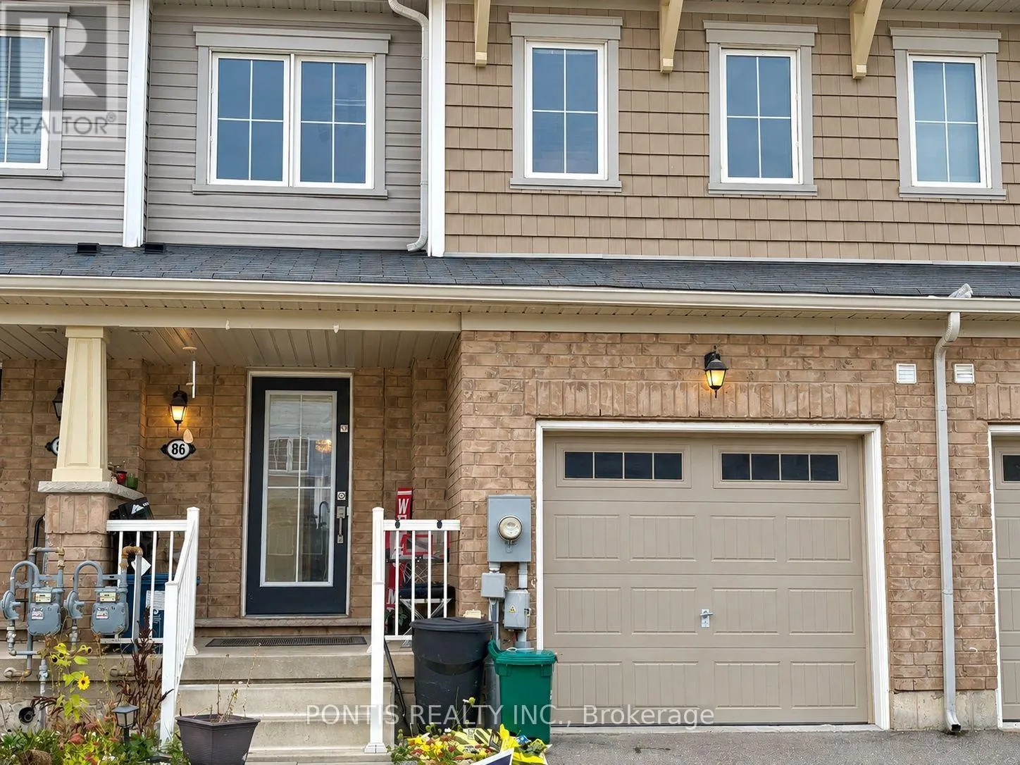 86 MUNRO CIRCLE