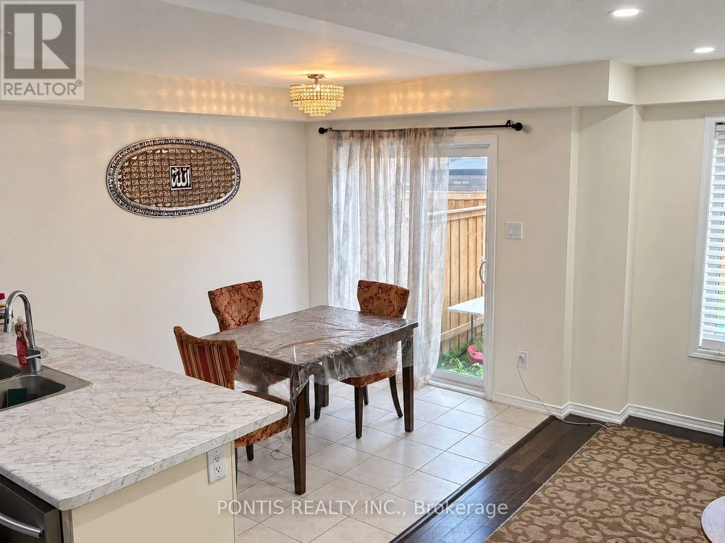 86 MUNRO CIRCLE