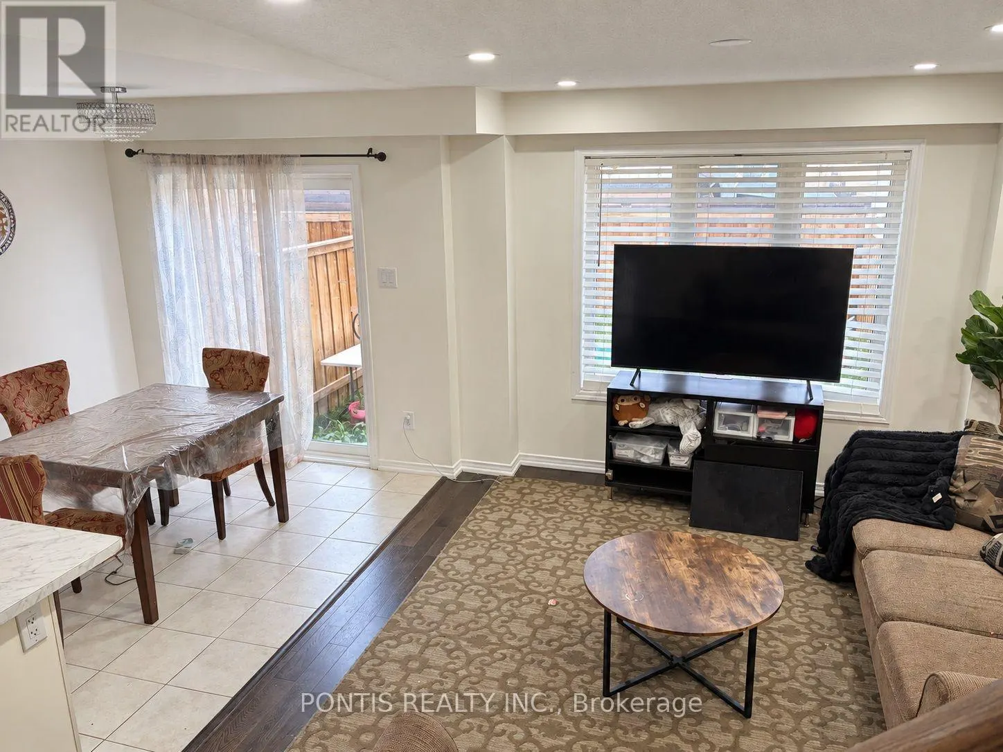 86 MUNRO CIRCLE