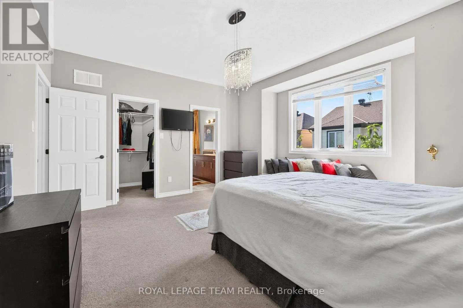 340 GALLANTRY WAY
