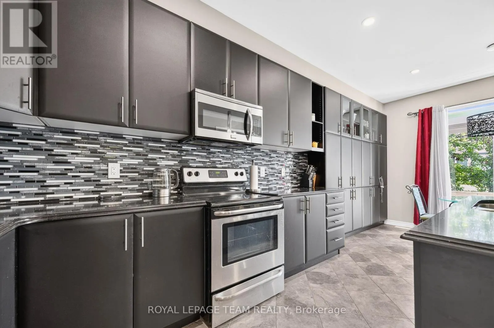 340 GALLANTRY WAY