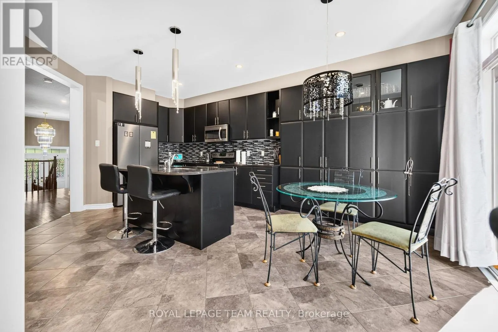 340 GALLANTRY WAY