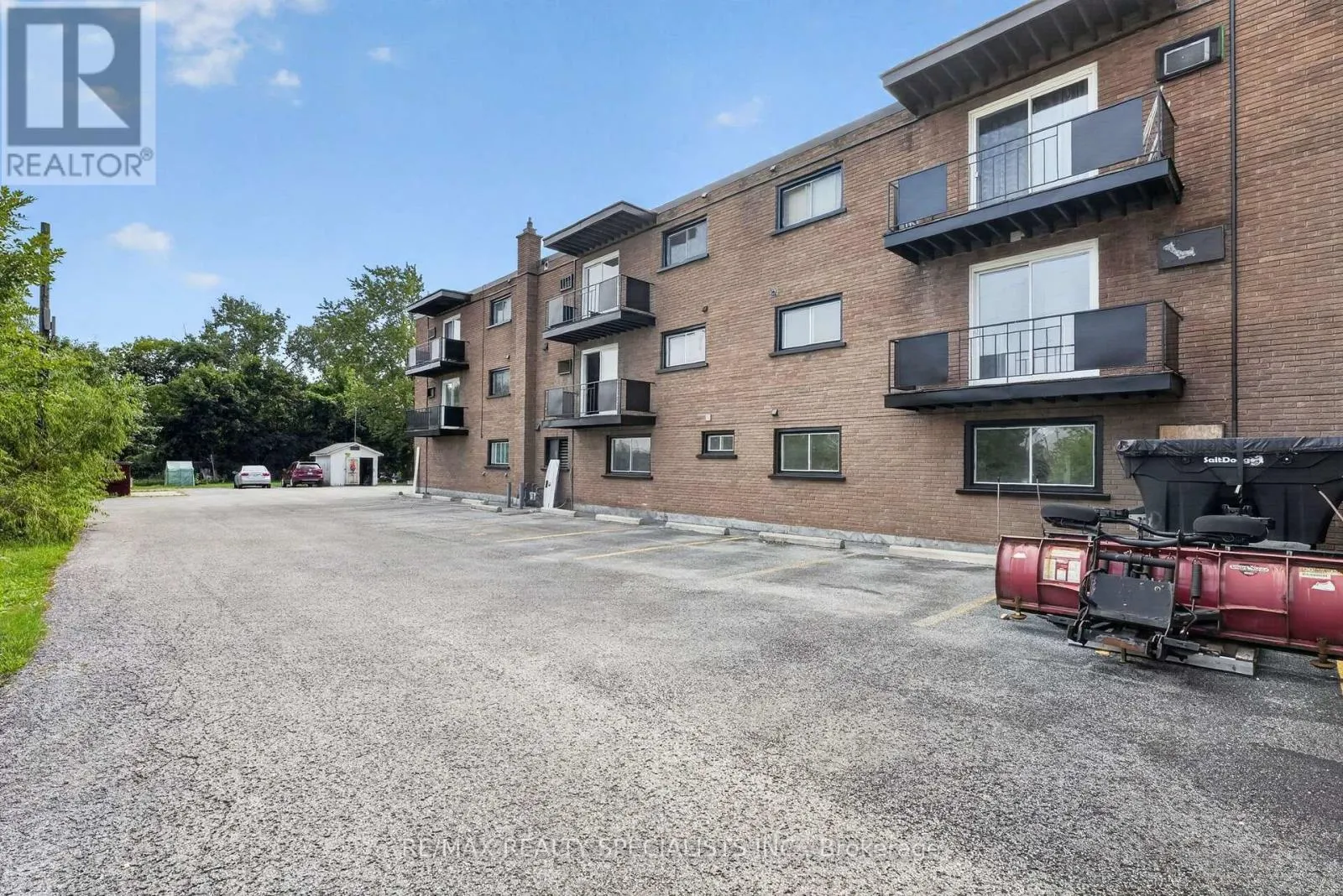 33 - 426 QUEENSTON STREET