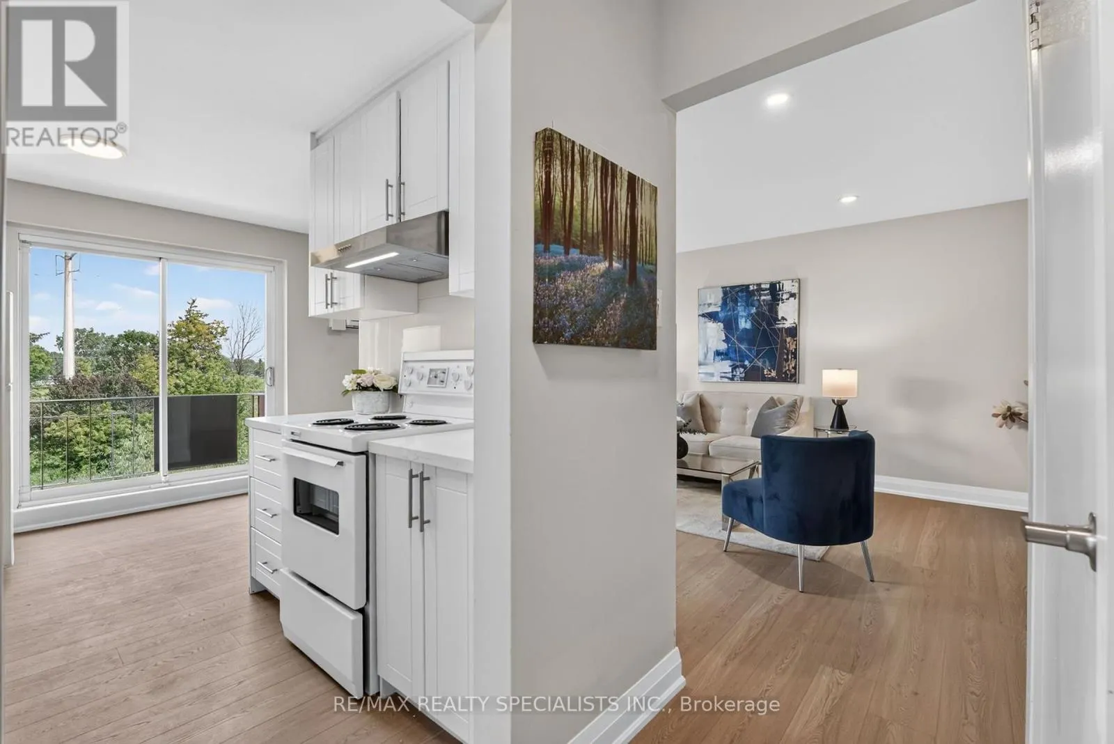 33 - 426 QUEENSTON STREET