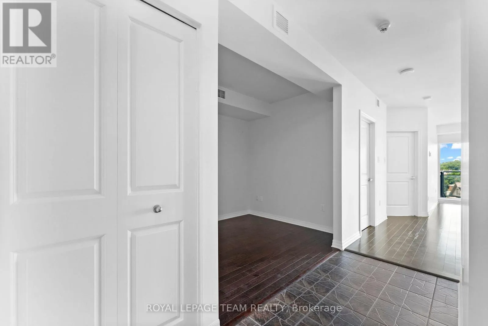 506 - 90 LANDRY STREET