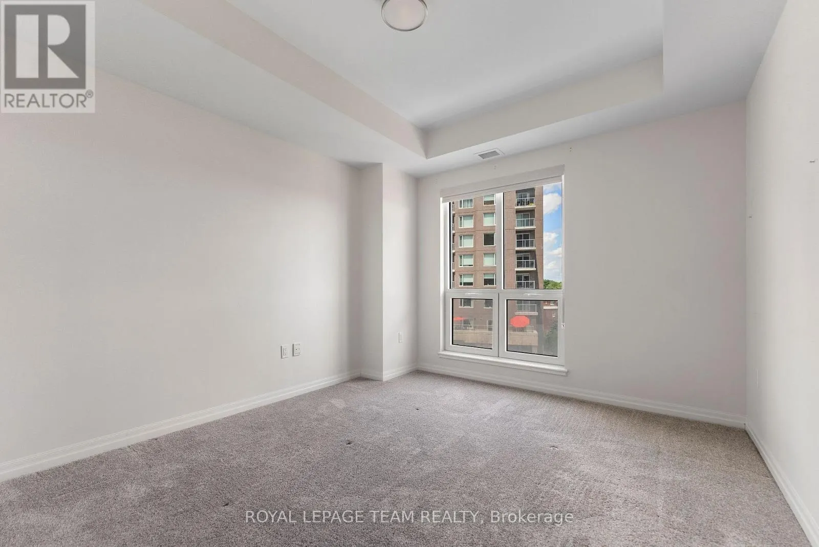 506 - 90 LANDRY STREET