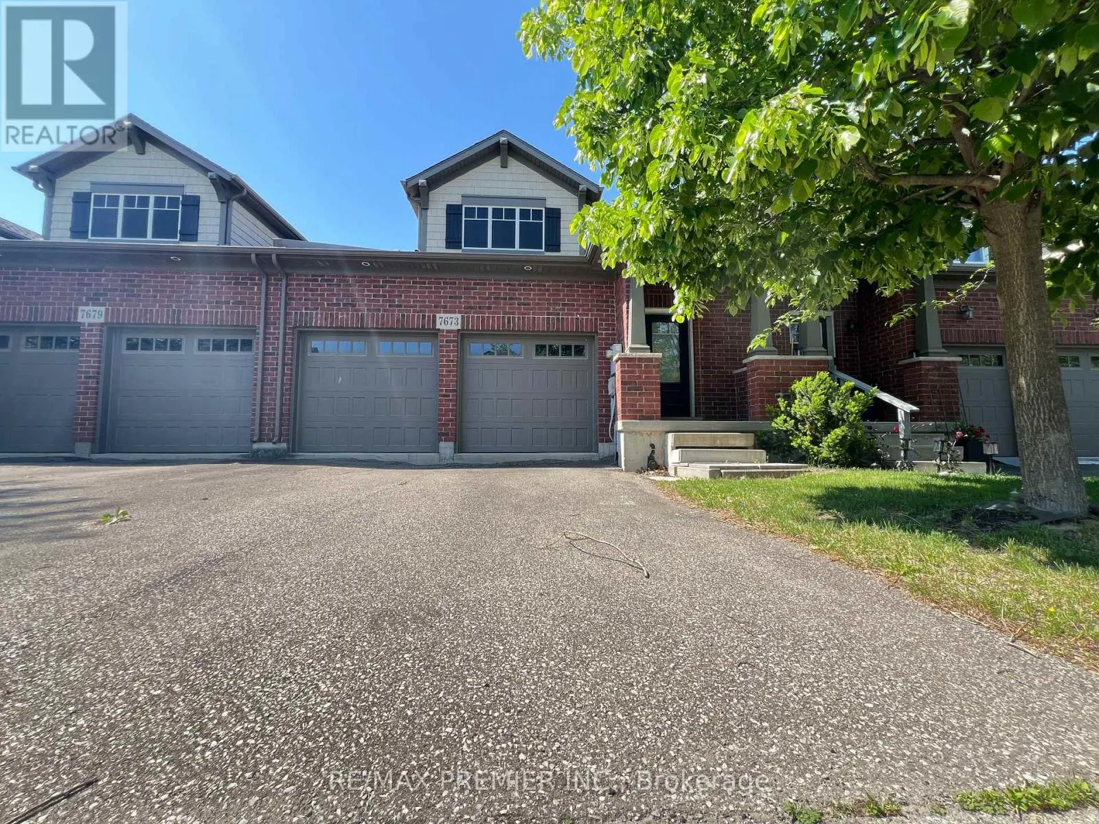 140 - 7673 GREEN VISTA GATE