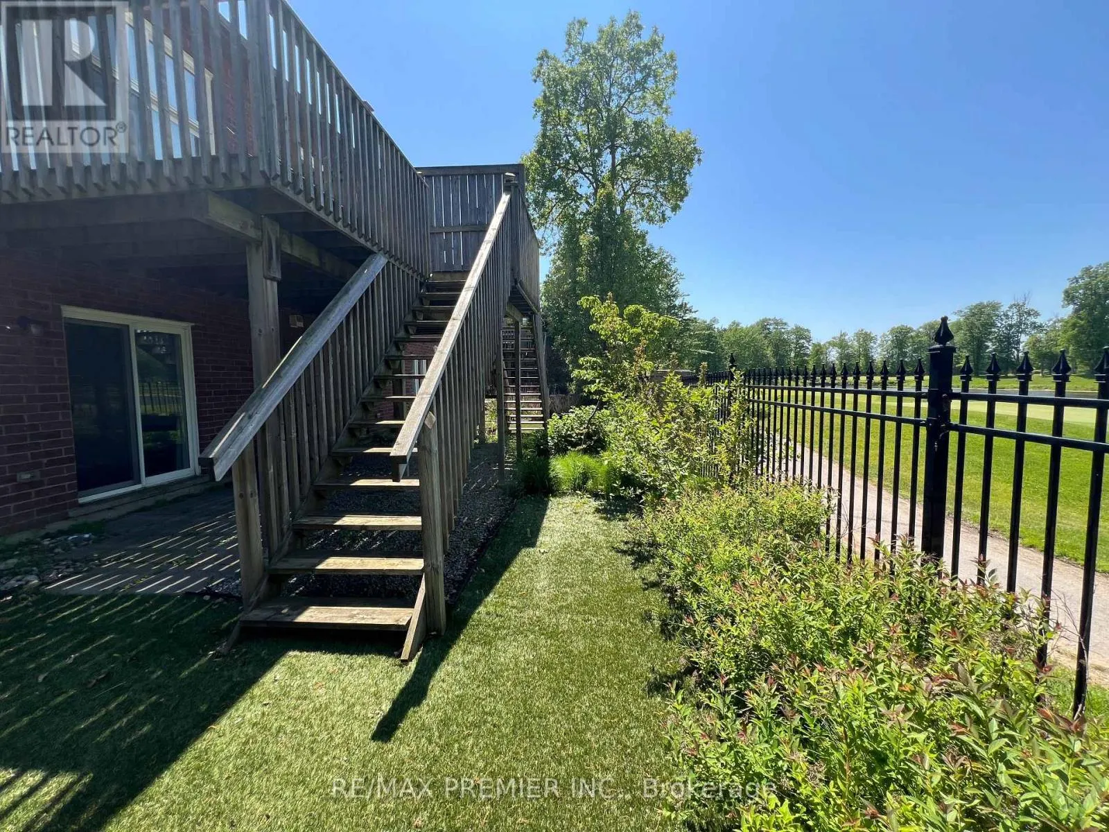 140 - 7673 GREEN VISTA GATE