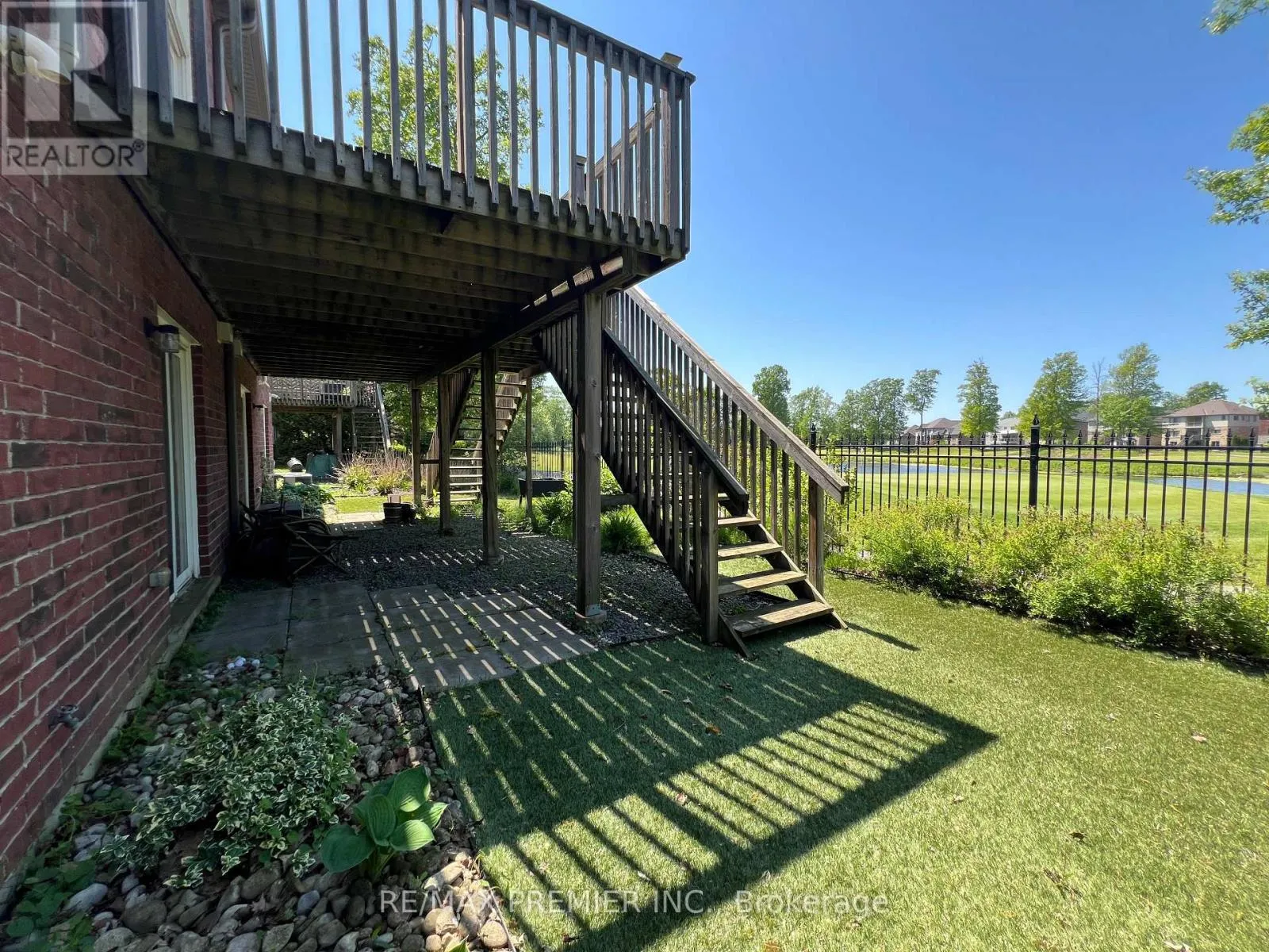 140 - 7673 GREEN VISTA GATE