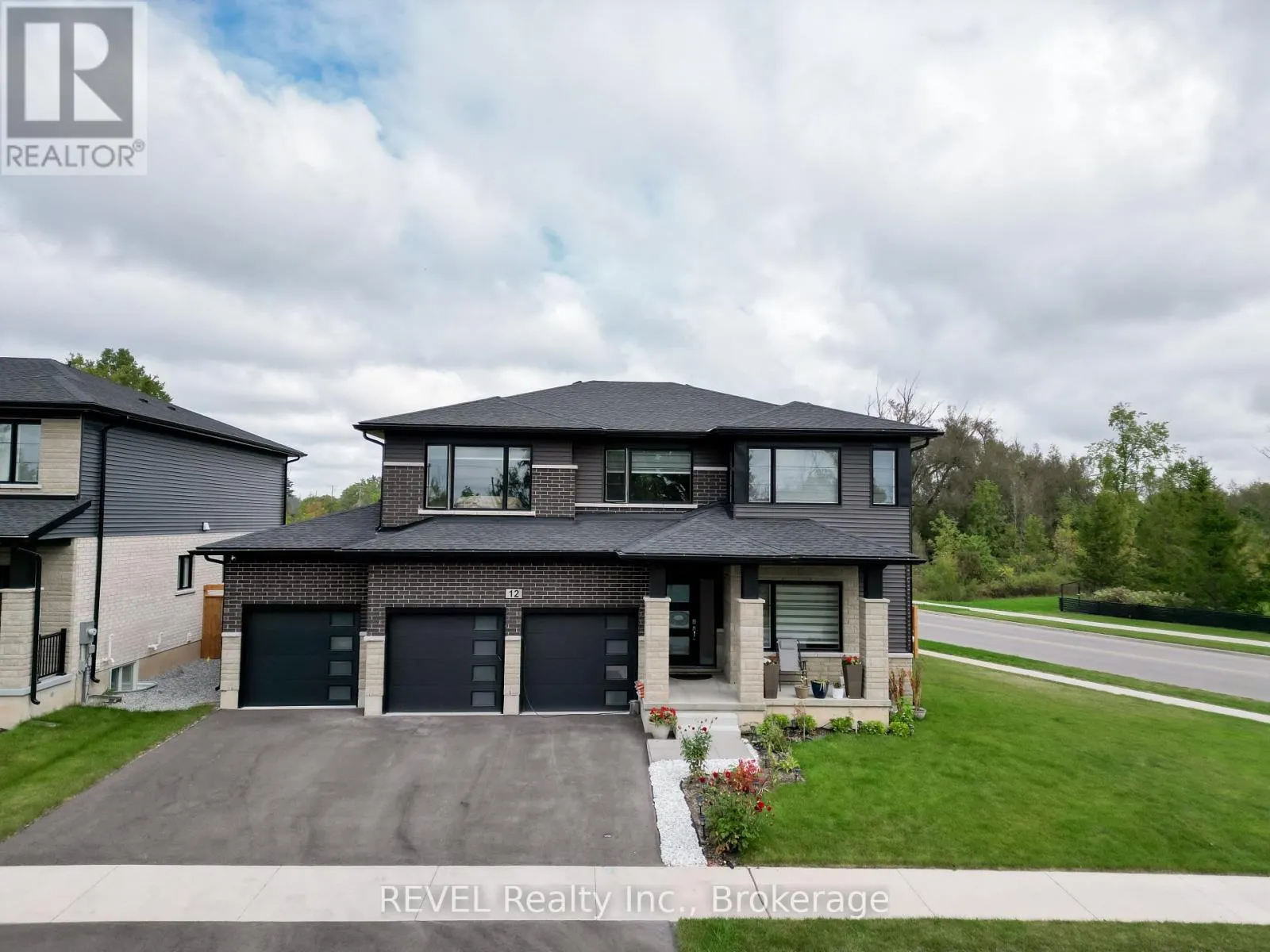 12 WESTCOTT ROAD