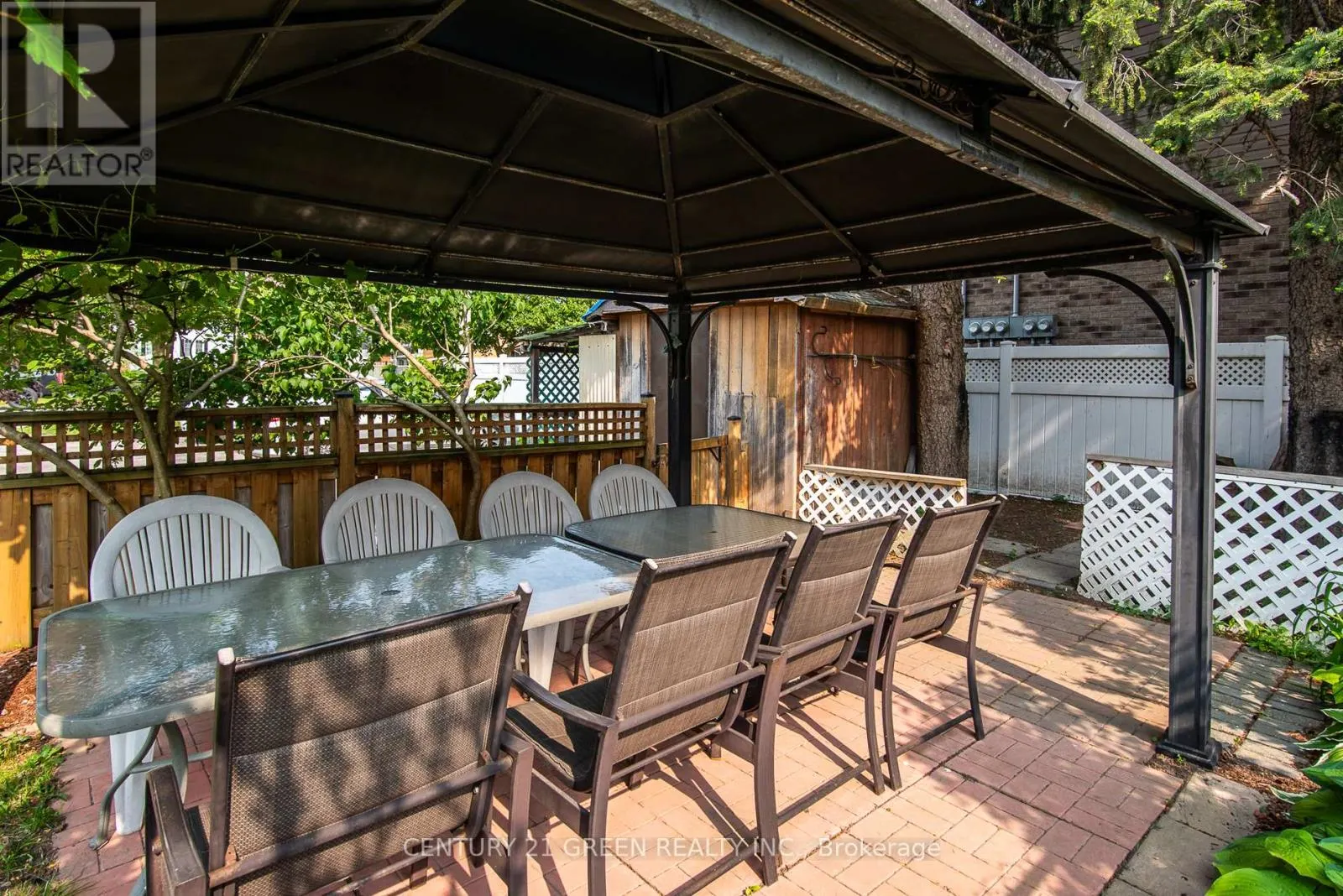 129 RIVER ROAD E