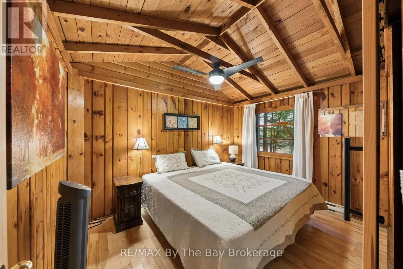 10158 GEORGIAN BAY SHORE