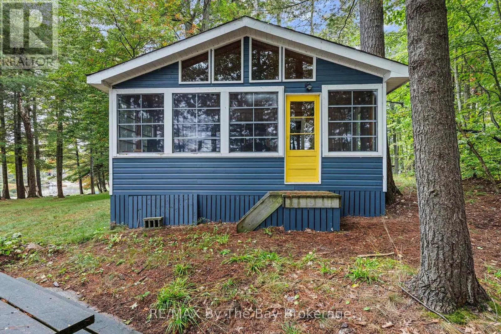 10158 GEORGIAN BAY SHORE