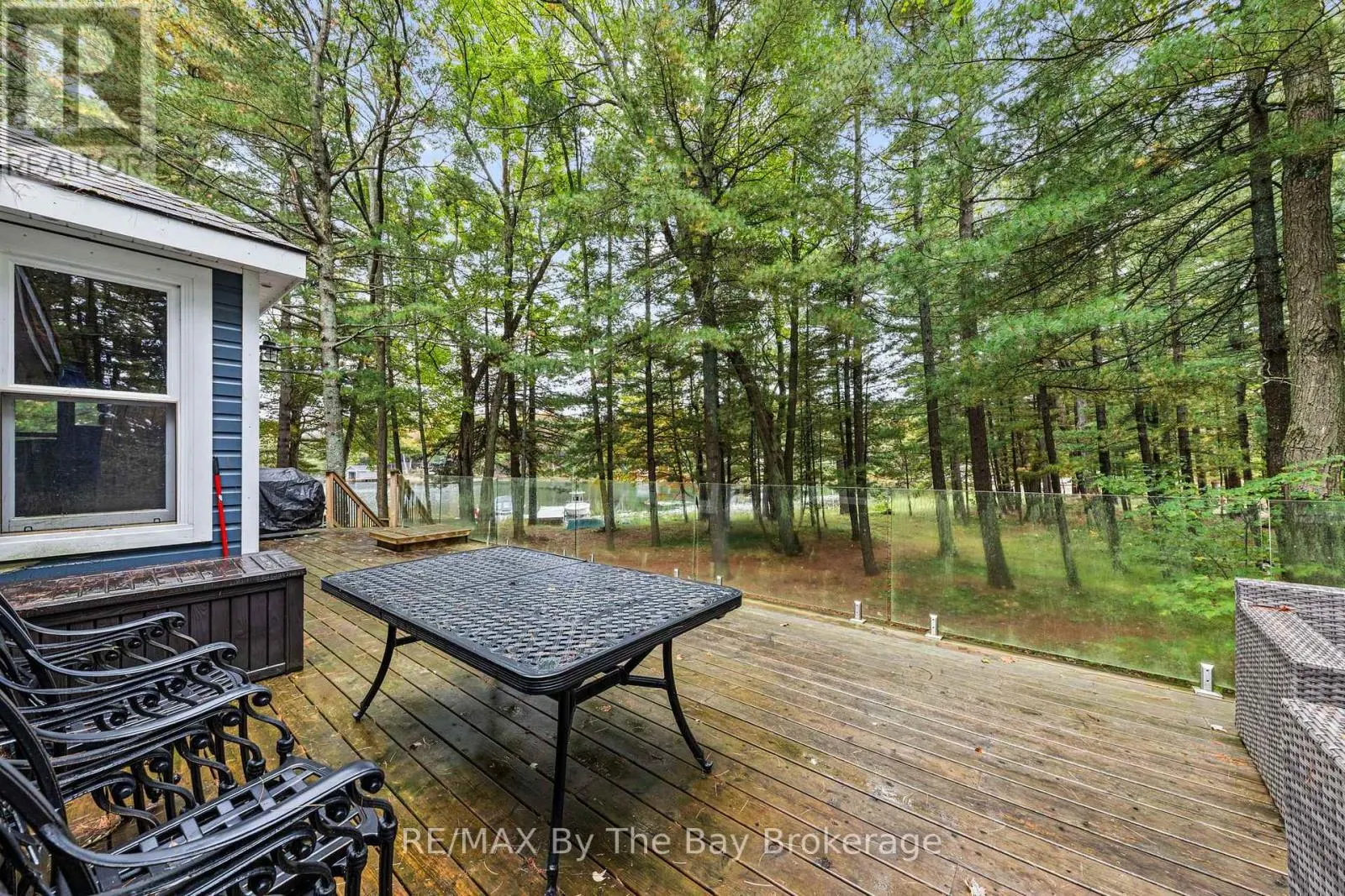 10158 GEORGIAN BAY SHORE