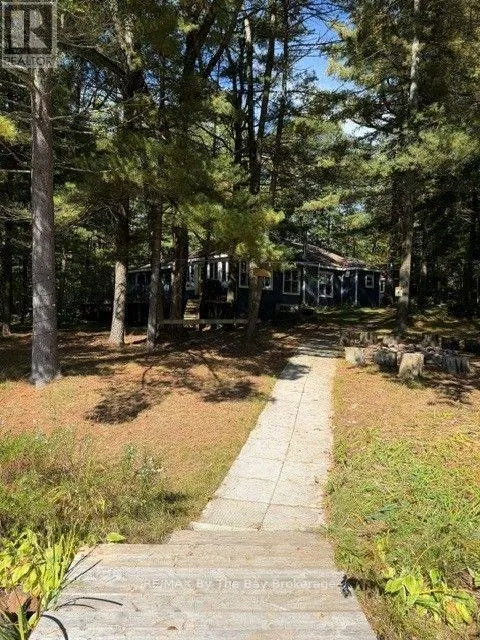 10158 GEORGIAN BAY SHORE