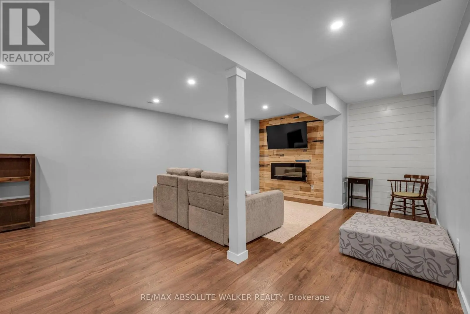 355 NESTLETON STREET