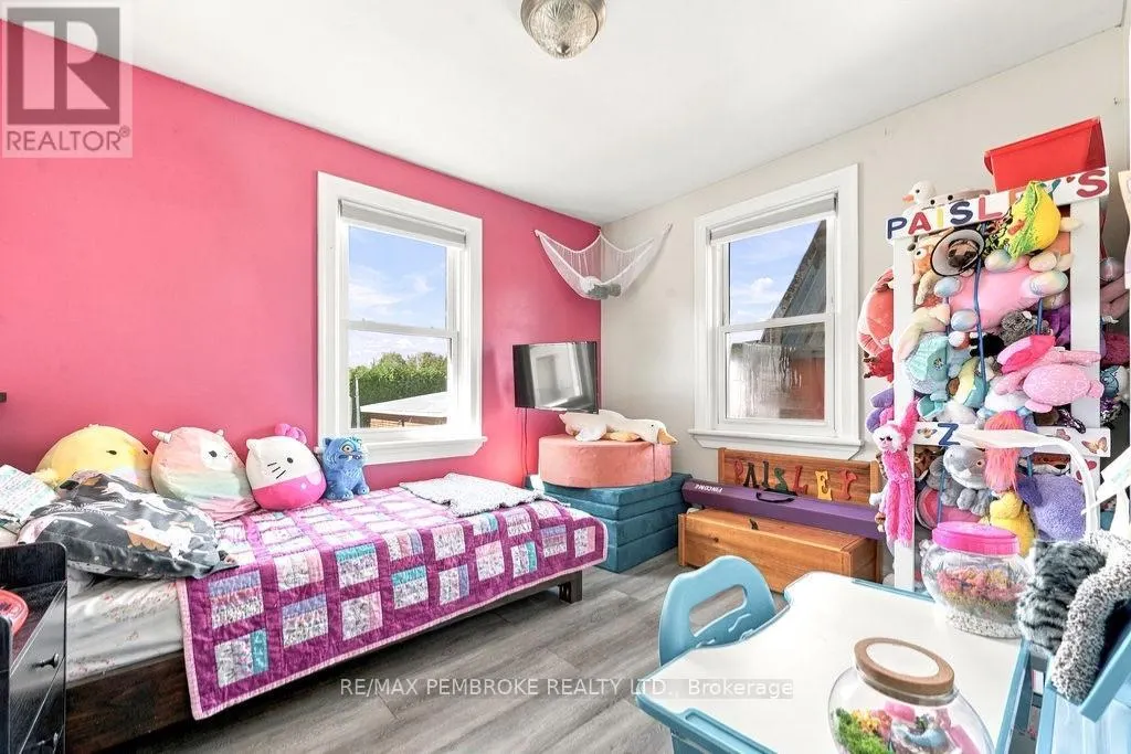 53 DORAN STREET