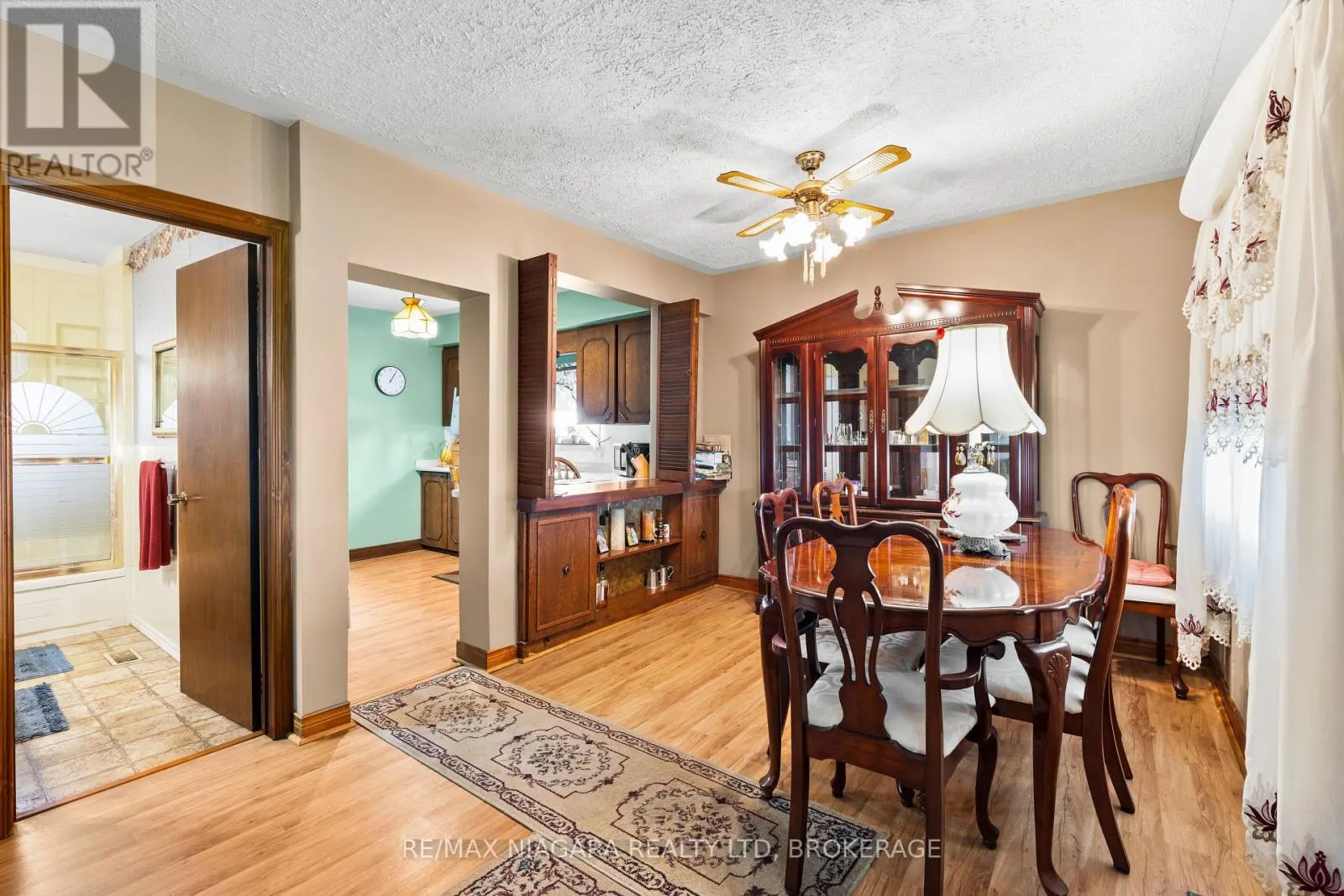 2249 NORTH SHORE DRIVE