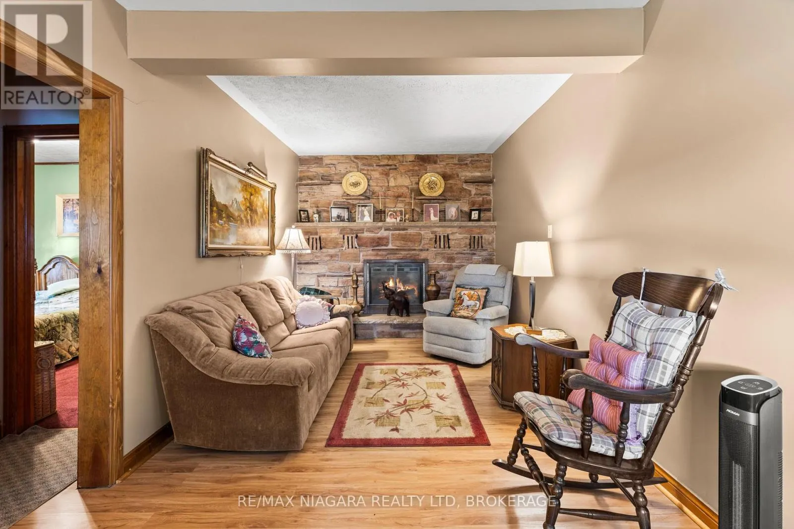 2249 NORTH SHORE DRIVE