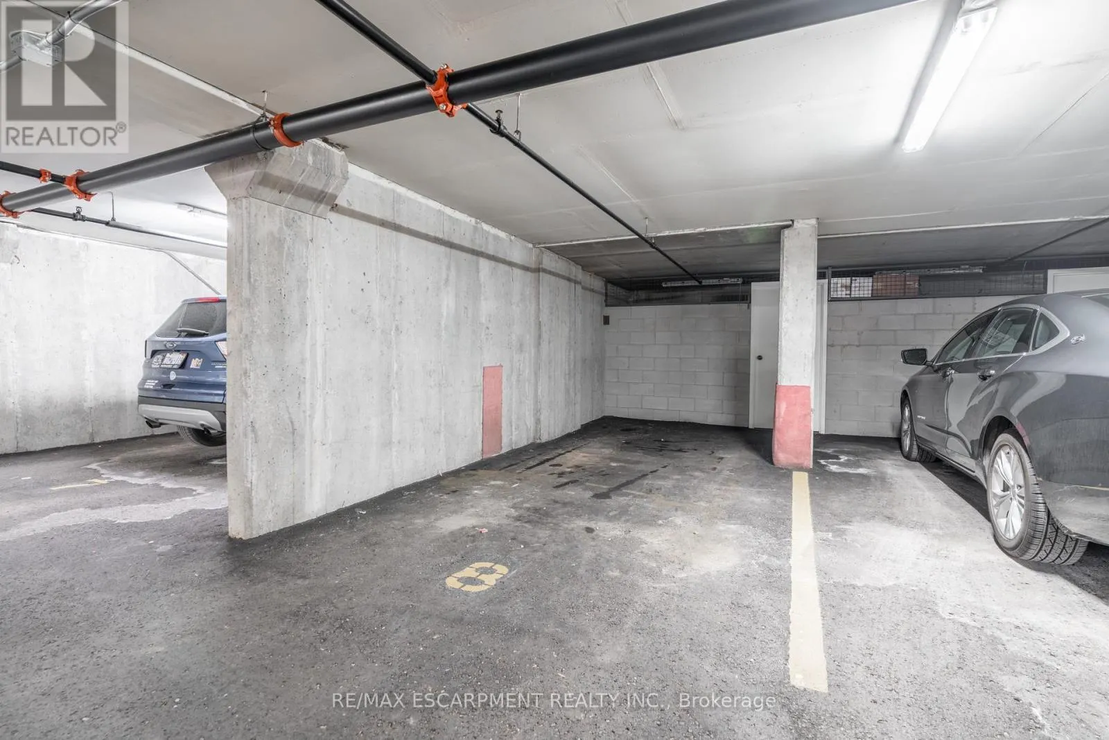 306 - 970 GOLF LINKS ROAD