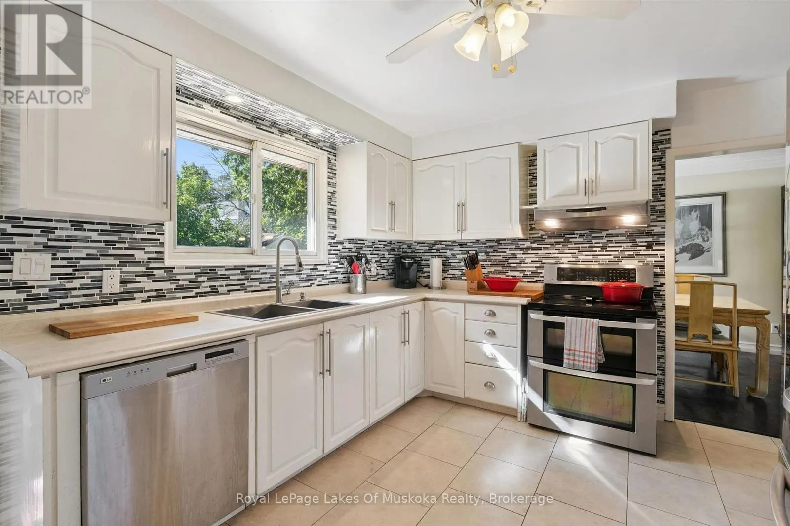 135 MUSKOKA BEACH ROAD