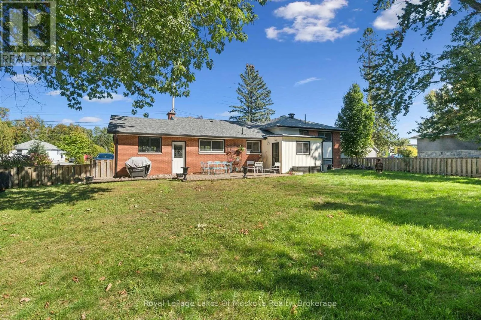 135 MUSKOKA BEACH ROAD