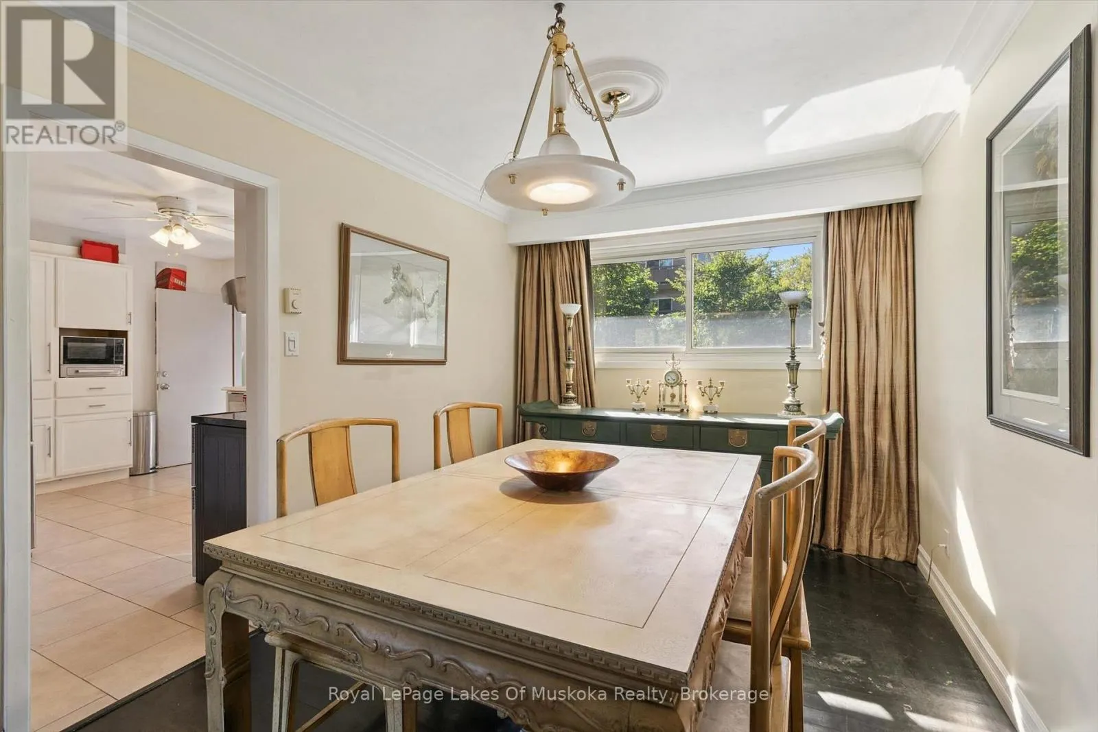 135 MUSKOKA BEACH ROAD