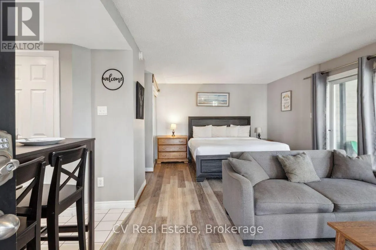 404 - 796468 GREY 19 ROAD #404