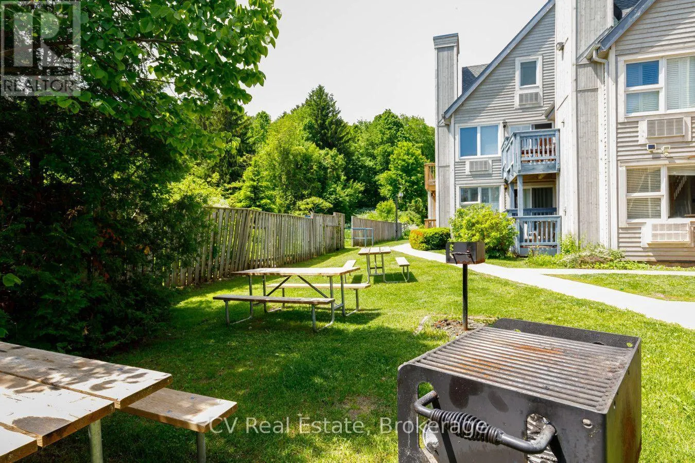 404 - 796468 GREY 19 ROAD #404