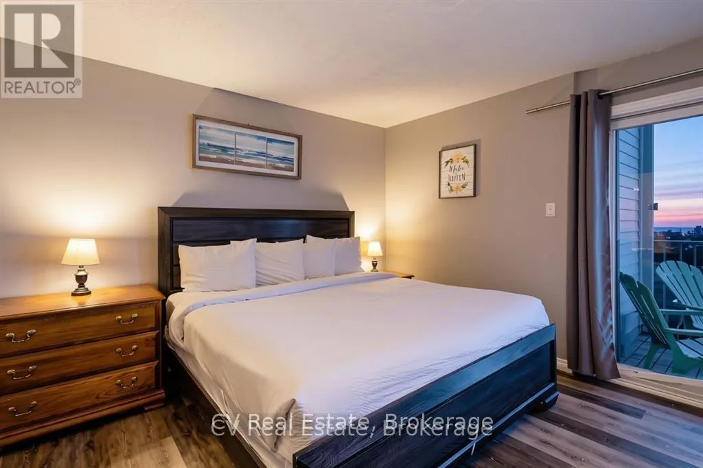 404 - 796468 GREY 19 ROAD #404