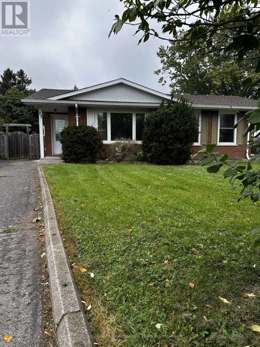 23 FAIRLAWN CRESCENT
