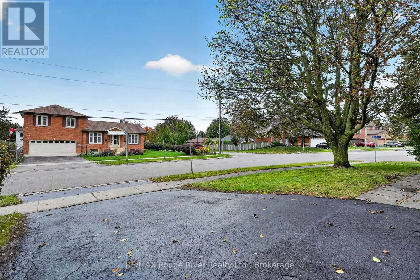 830 EWING COURT