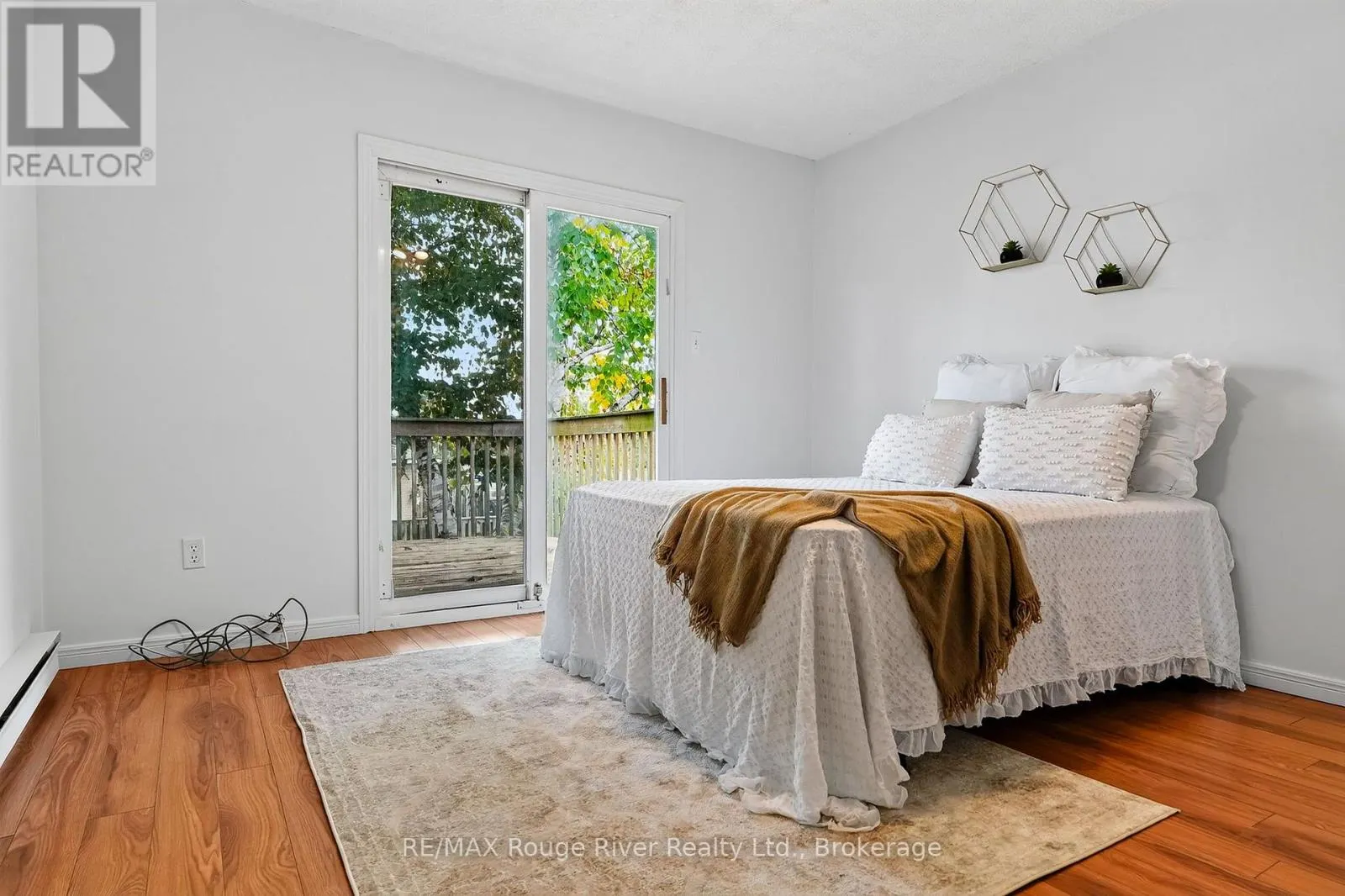 830 EWING COURT