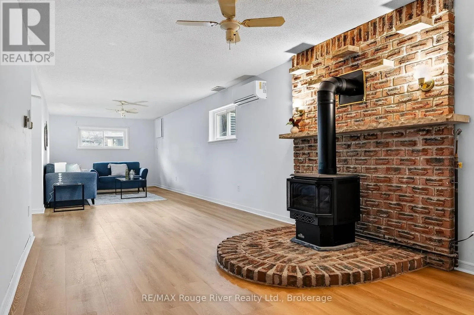 830 EWING COURT