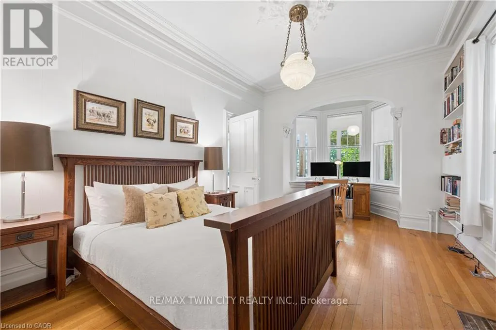 66 PARK HILL ROAD E