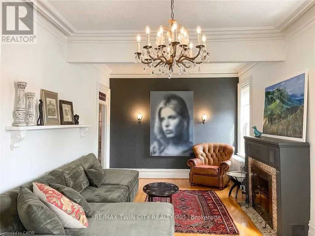 66 PARK HILL ROAD E
