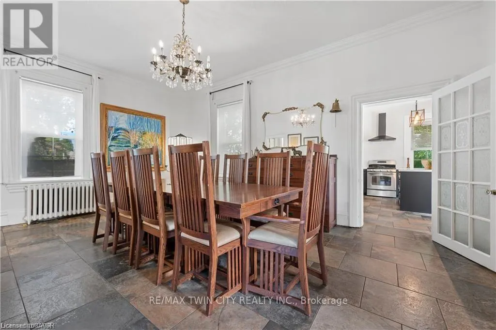 66 PARK HILL ROAD E