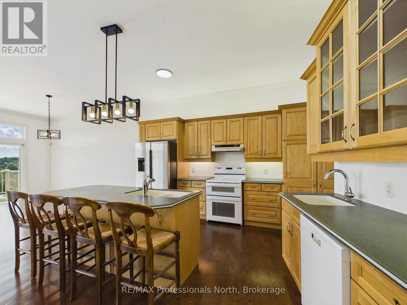 501 - 24 ONTARIO STREET #501